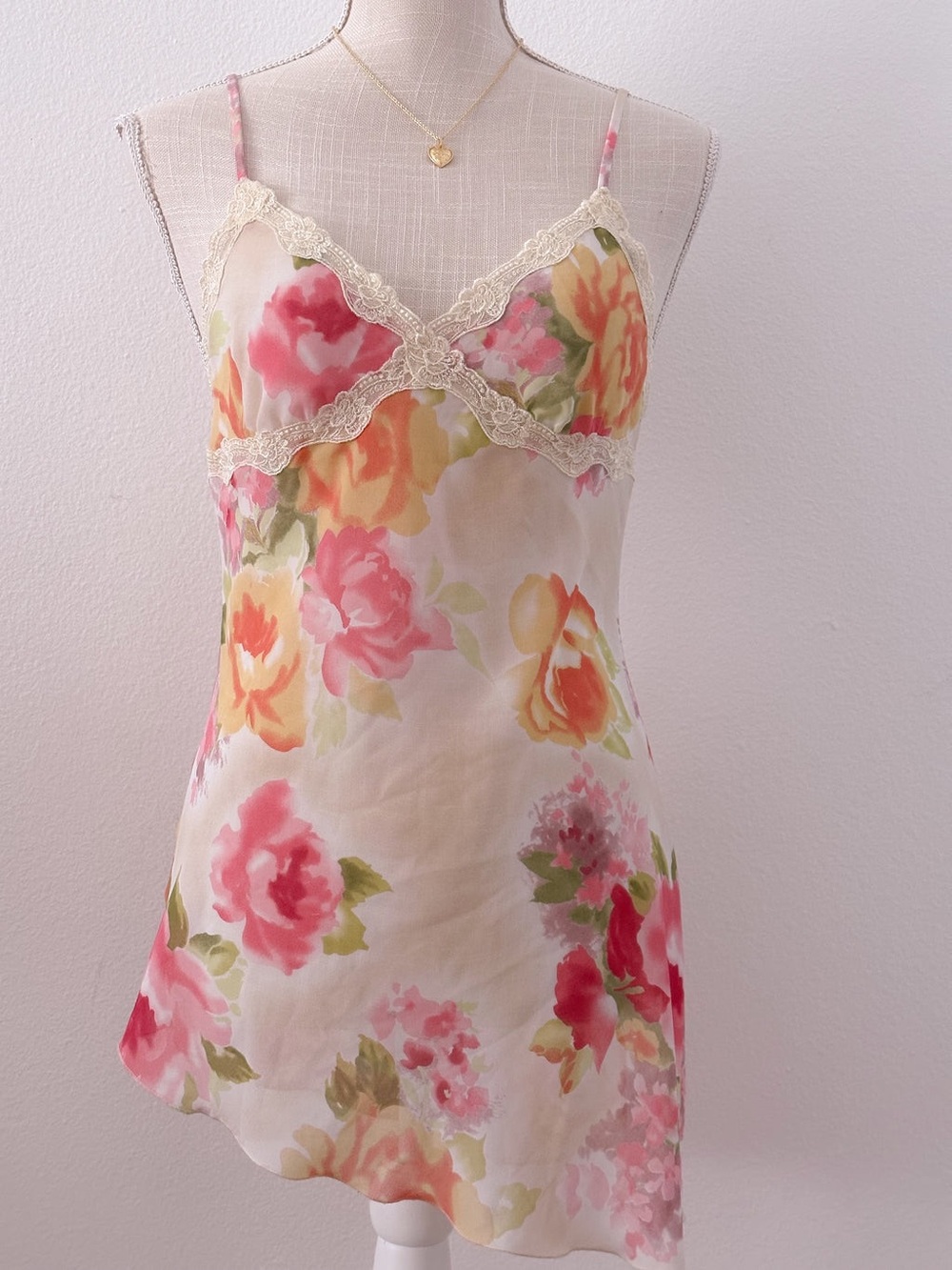 Victoria’s Secret Vintage Floral Lace-Trim Chemise - Pink & Cream